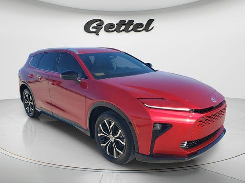 Certified 2026 Toyota Crown Signia AWD/4WD image 3