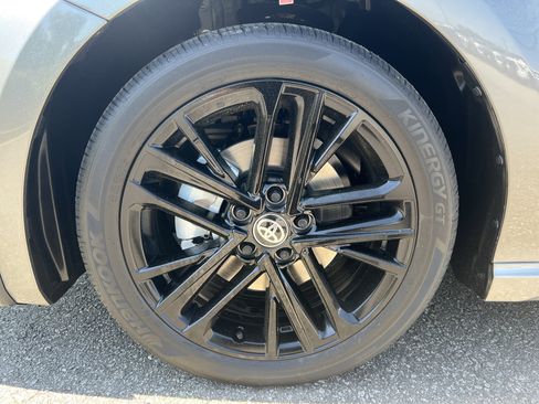 New 2026 Toyota Camry SE AWD/4WD image 11