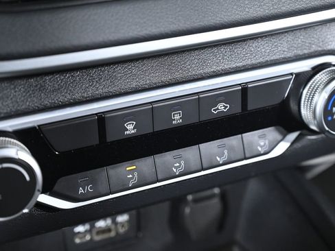 Used 2019 Nissan Altima 2.5 S image 18