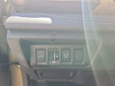 Used 2020 Subaru Outback Limited AWD/4WD image 24