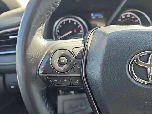 Used 2024 Toyota Camry SE image 21