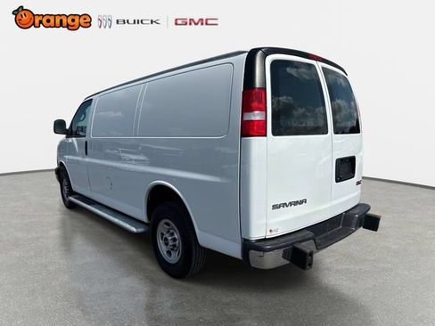 Used 2024 GMC Savana 2500 w/ Driver Convenience Package RWD image 5