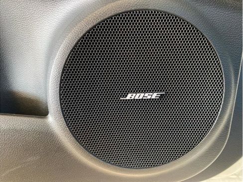 Used 2013 MAZDA MAZDA3 i Touring w/ Preferred Equipment Pkg image 26