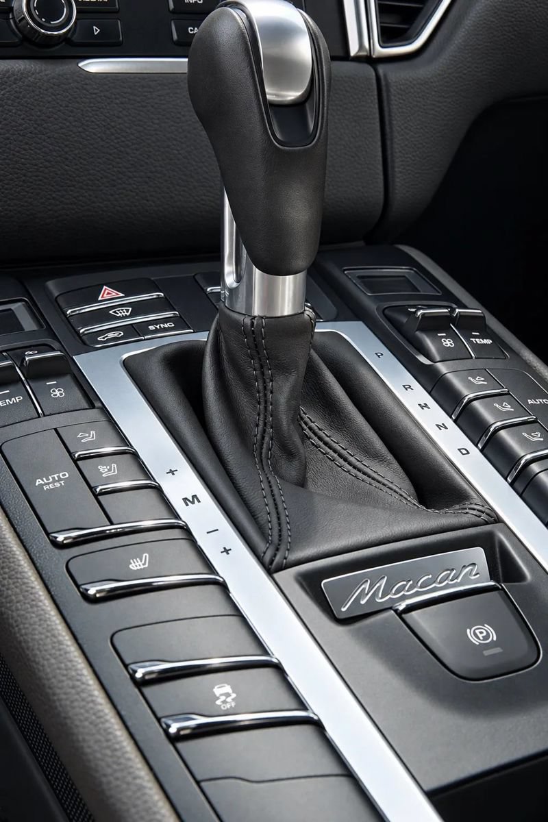 Used 2016 Porsche Macan S AWD/4WD image 13