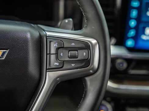 Used 2025 Chevrolet Silverado 1500 LT AWD/4WD image 31