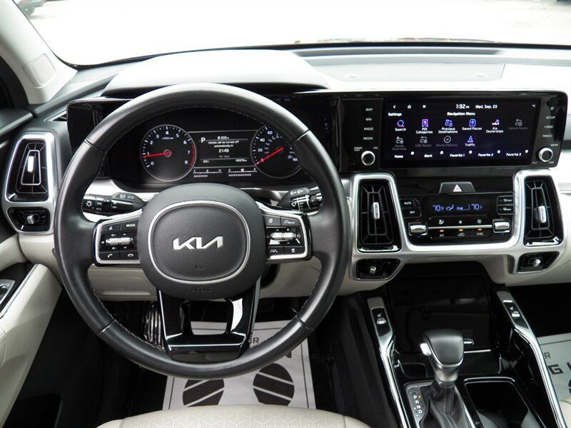 Used 2022 Kia Sorento SX AWD/4WD image 19