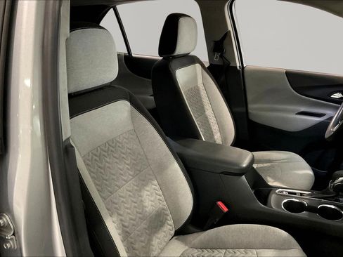 Used 2022 Chevrolet Equinox LT AWD/4WD image 28