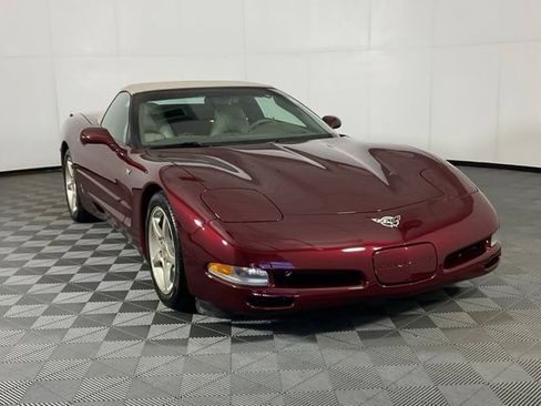 Used 2003 Chevrolet Corvette Convertible w/ Preferred Equipment Group1 RWD image 3