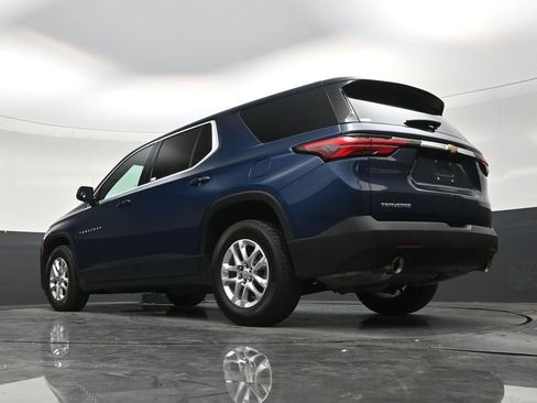 Used 2023 Chevrolet Traverse LS FWD image 22