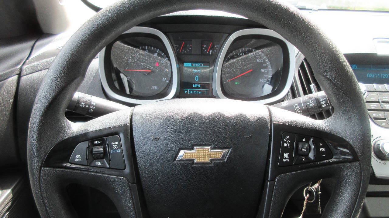 Used 2013 Chevrolet Equinox LS w/ LPO, Protection Package FWD image 30