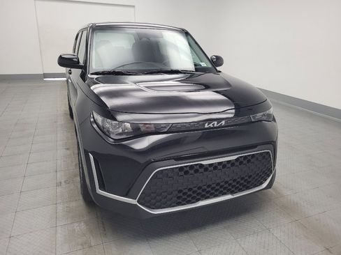 Used 2025 Kia Soul LX image 14