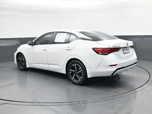 Certified 2025 Nissan Sentra SV w/ All-Weather Package image 6