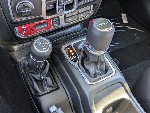 New 2025 Jeep Gladiator Rubicon w/ Safety Group image 22