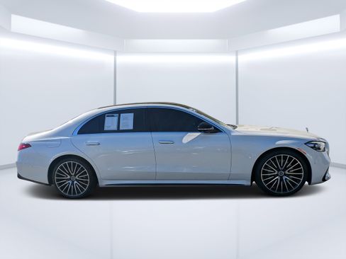 Certified 2022 Mercedes-Benz S 580 4MATIC Sedan image 5
