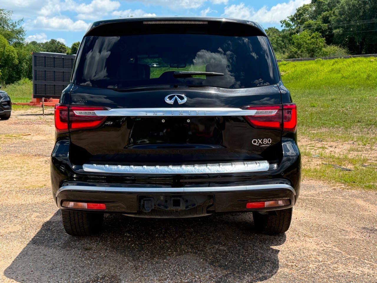 Used 2019 INFINITI QX80 Limited AWD/4WD image 4