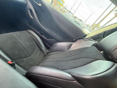 Used 2018 Lexus LC 500 Coupe w/ Sport Package RWD image 38