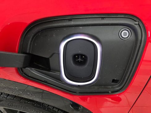 Used 2026 Cadillac Optiq Sport 2 image 23