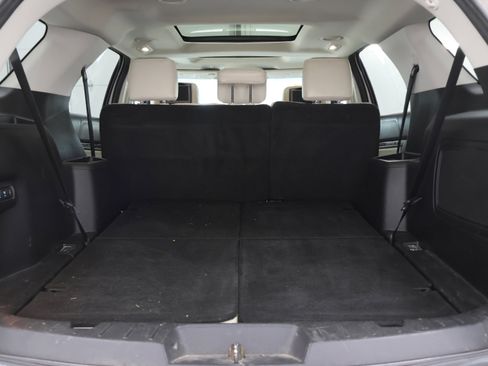 Used 2016 Ford Explorer Platinum AWD/4WD image 30