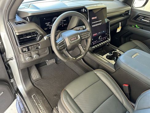 New 2026 GMC Yukon XL AT4 image 14