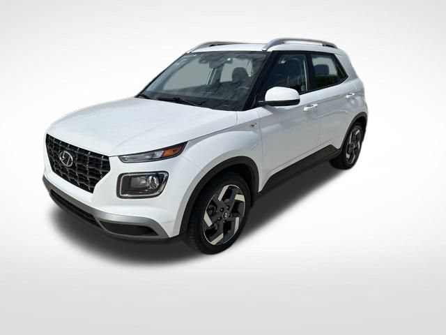 Used 2025 Hyundai Venue SEL FWD image 7