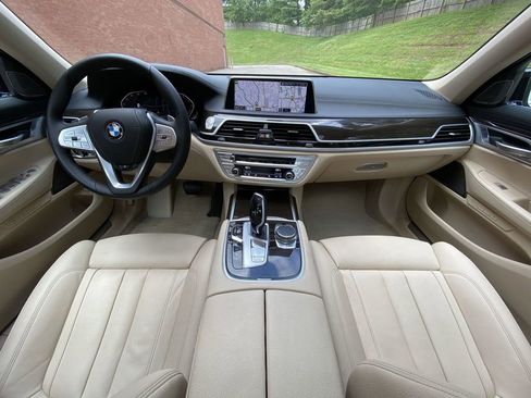 Used 2020 BMW 740i xDrive w/ Cold Weather Package image 41