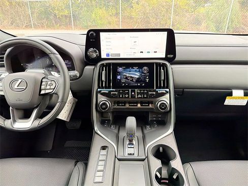 New 2026 Lexus LX 700h Luxury image 20