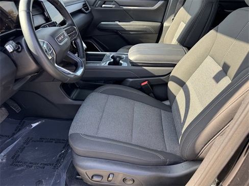 Certified 2025 GMC Acadia Elevation image 15