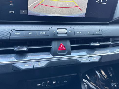 Used 2025 Kia K4 EX FWD image 30