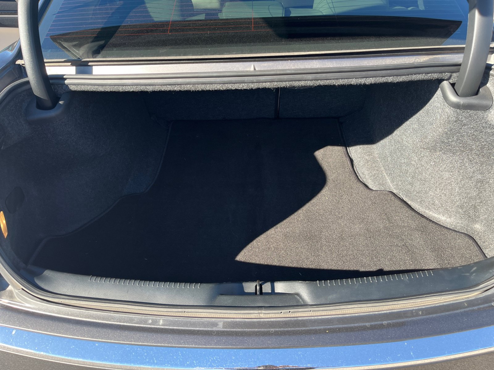 Used 2019 Chrysler 300 Limited w/ Safetytec Plus Group RWD image 29