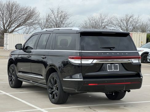 Used 2023 Lincoln Navigator L Reserve image 7