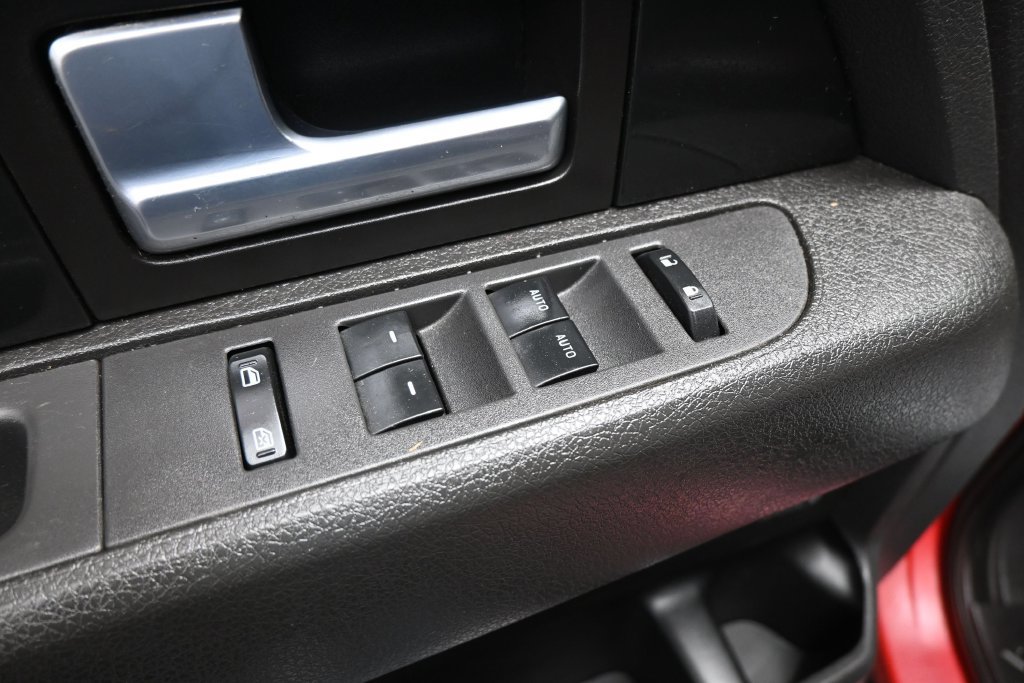 Used 2014 Ford F150 FX4 w/ Equipment Group 402A Luxury AWD/4WD image 13
