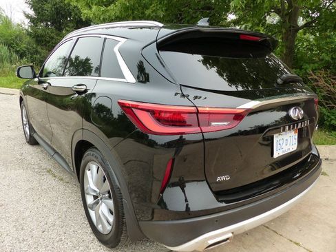 Used 2021 INFINITI QX50 Luxe w/ Cargo Package AWD/4WD image 7