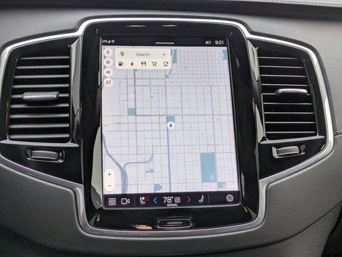 Certified 2024 Volvo XC90 T8 Ultimate w/ Protection Package Premier image 22