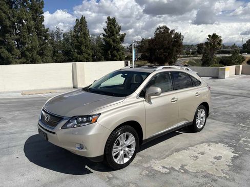 Used 2011 Lexus RX 450h AWD w/ Luxury Pkg image 4