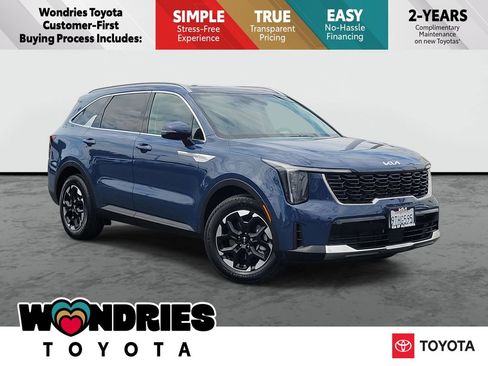 Used 2025 Kia Sorento S w/ Panoramic Sunroof Package image 1
