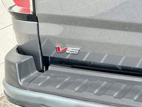 Certified 2022 GMC Canyon Elevation image 35