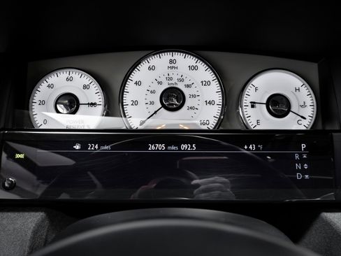 Used 2011 Rolls-Royce Ghost image 13