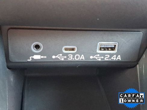 Certified 2025 Subaru Outback Limited image 37