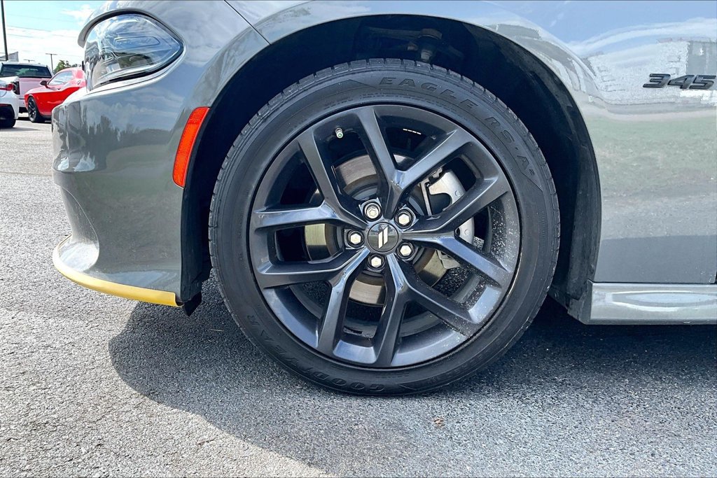 Used 2023 Dodge Charger R/T w/ Plus Group RWD image 2