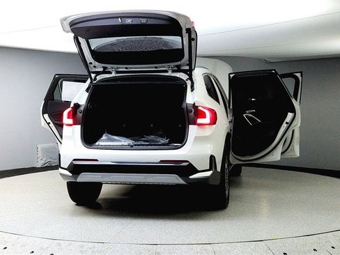 Used 2025 BMW X1 xDrive28i w/ Convenience Package image 6