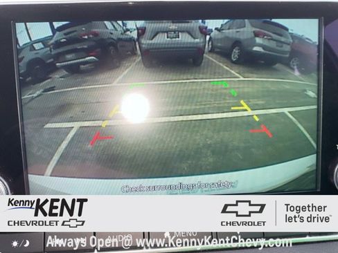 Used 2025 Nissan Sentra SV image 2