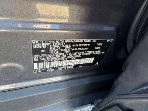 Certified 2025 Toyota RAV4 XLE AWD/4WD image 26