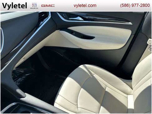 Certified 2023 Buick Enclave Essence w/ Experience Buick Package image 30