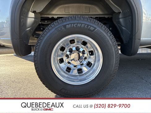 Used 2024 GMC Sierra 3500 Denali w/ Denali Reserve Package image 38