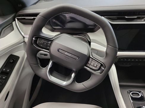 New 2026 Jeep Cherokee Limited image 30