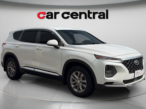 Used 2019 Hyundai Santa Fe SE w/ Cargo Package AWD/4WD image 7