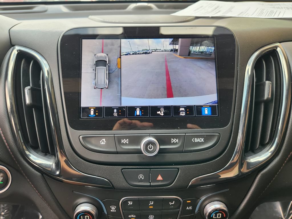 Used 2022 Chevrolet Equinox RS w/ RS Leather Package FWD image 19