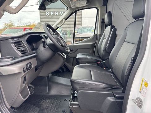 New 2026 Ford Transit 250 148 Medium Roof w/ Exterior Upgrade Package RWD image 13