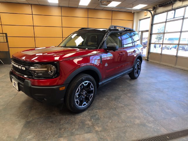 New 2026 Ford Bronco Sport Outer Banks w/ Outer Banks Tech Package+ AWD/4WD image 3