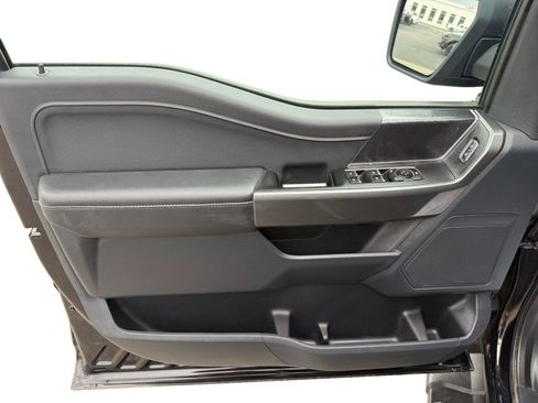Used 2022 Ford F150 XLT w/ Equipment Group 302A High AWD/4WD image 9